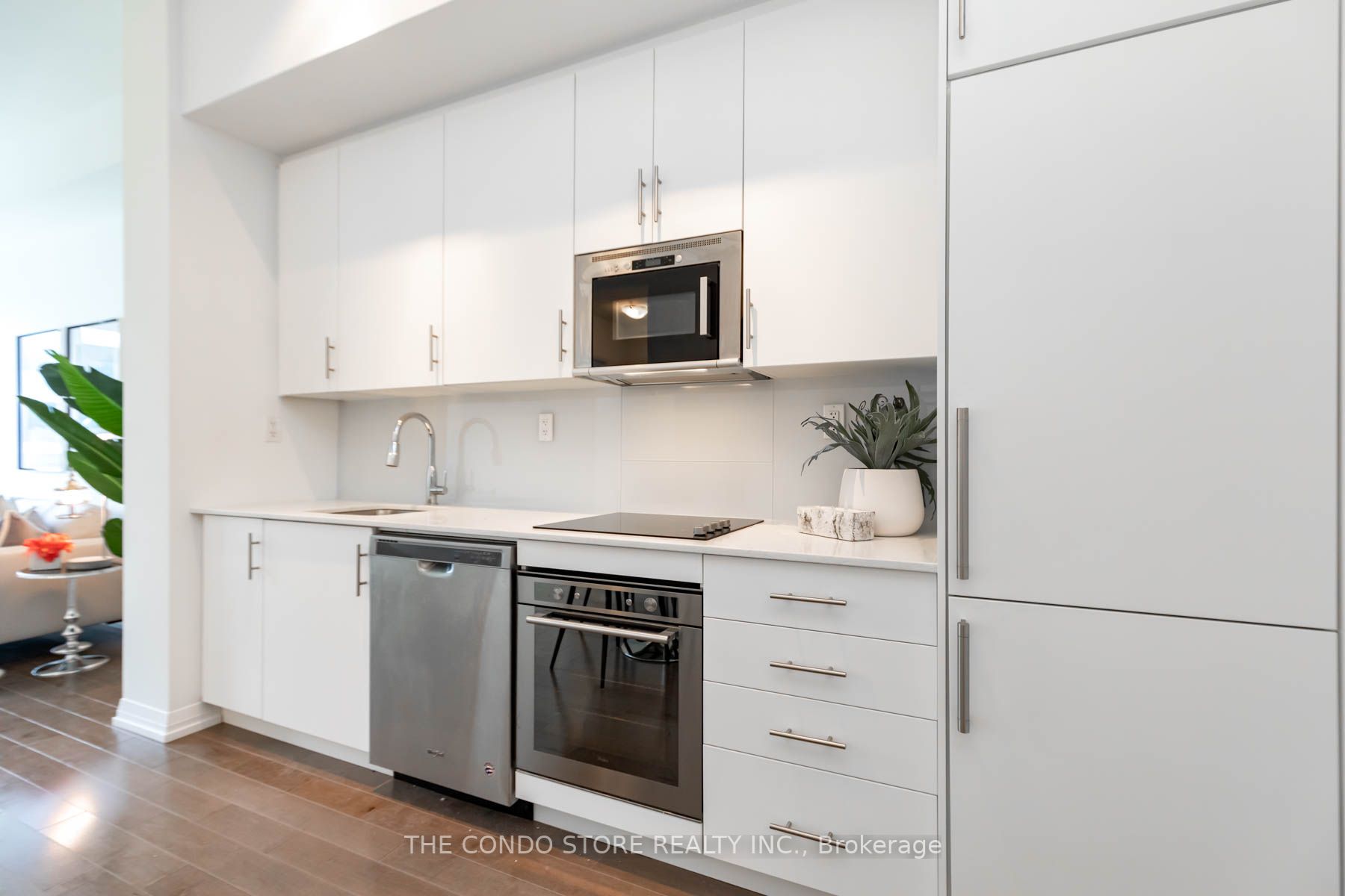 460 Adelaide St E, #2201