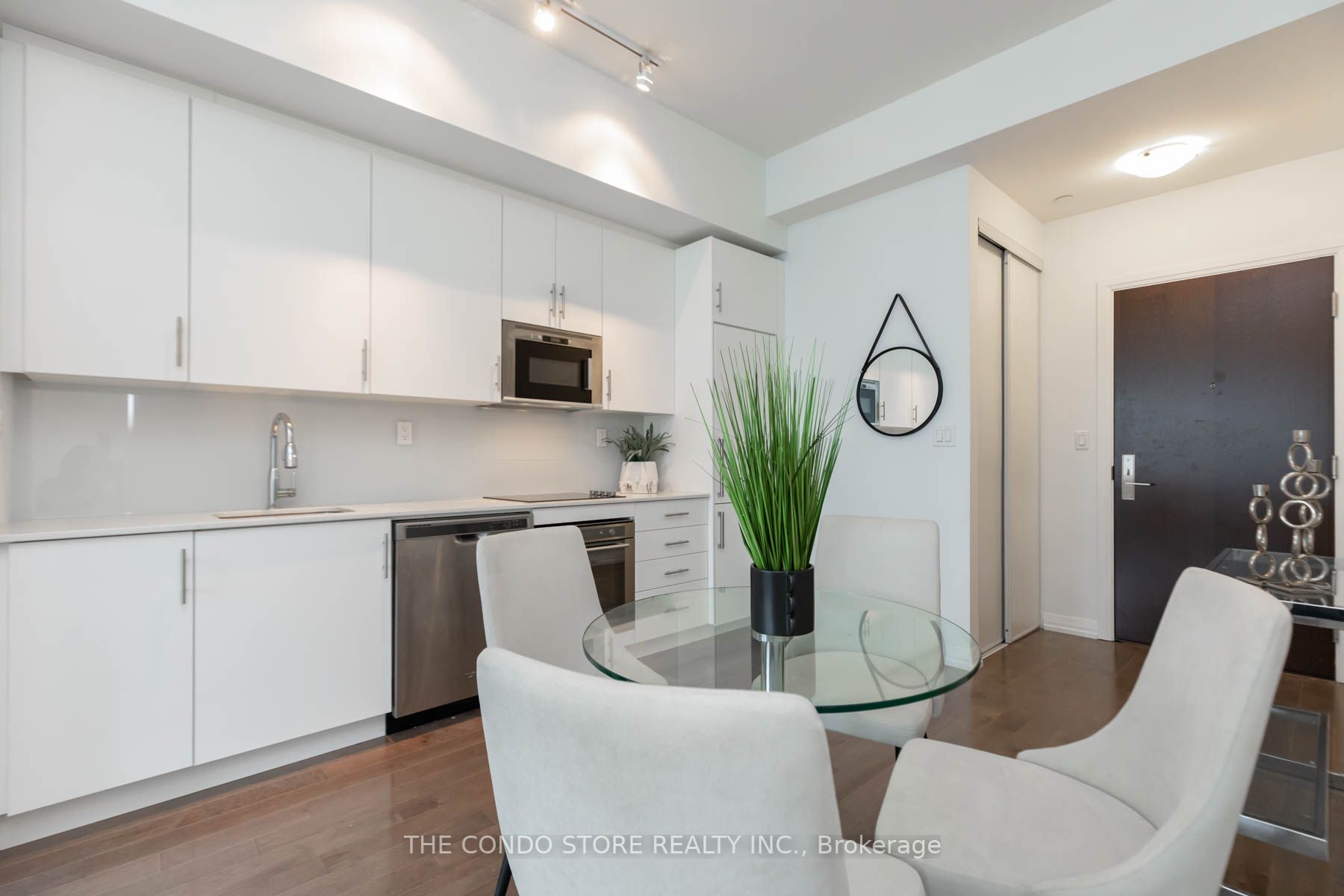 460 Adelaide St E, #2201