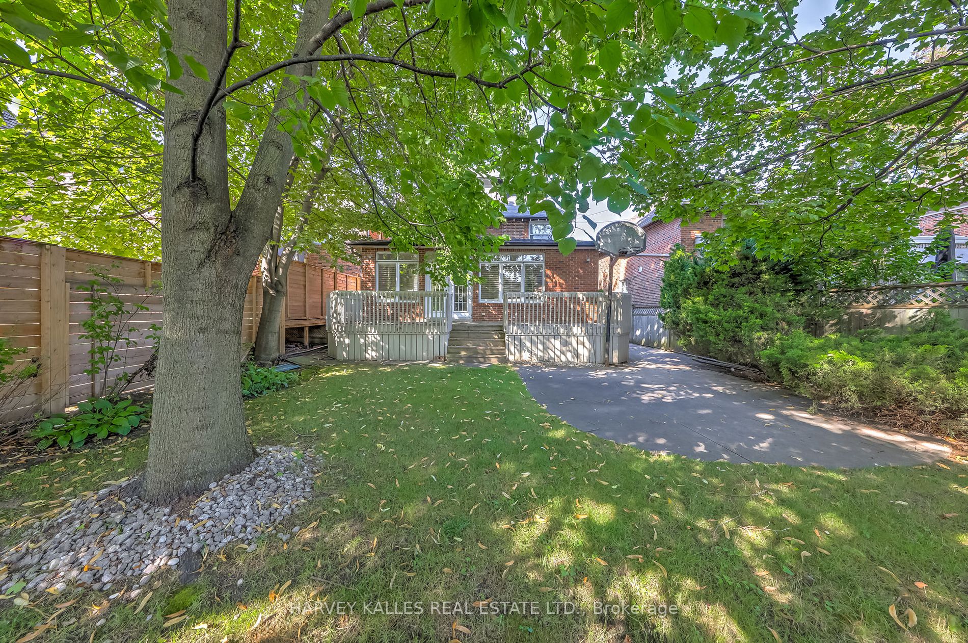 213 Rosemary Rd