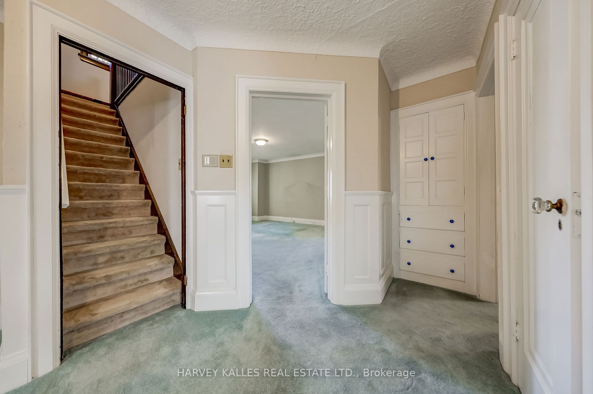 213 Rosemary Rd