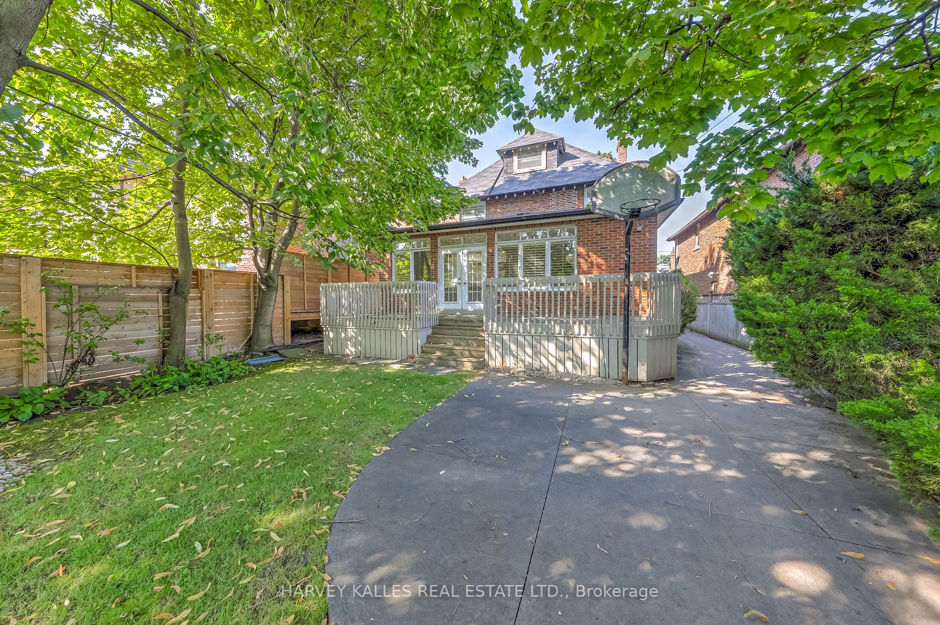 213 Rosemary Rd
