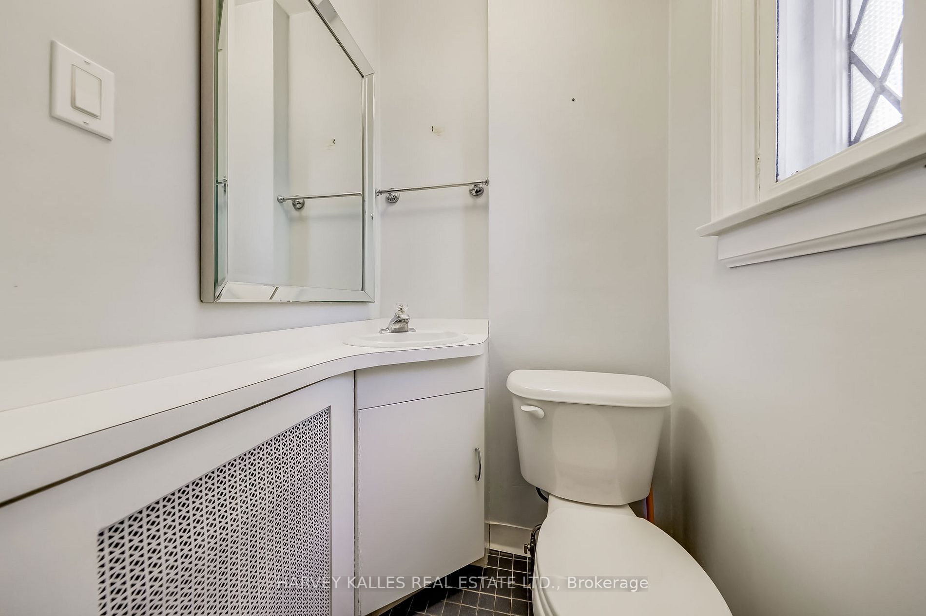 213 Rosemary Rd