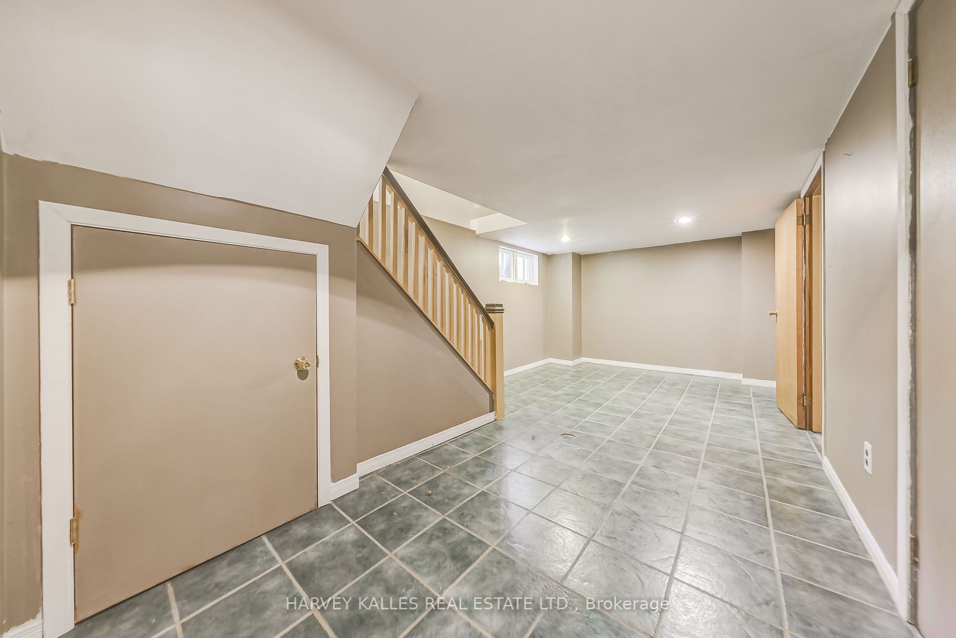 213 Rosemary Rd