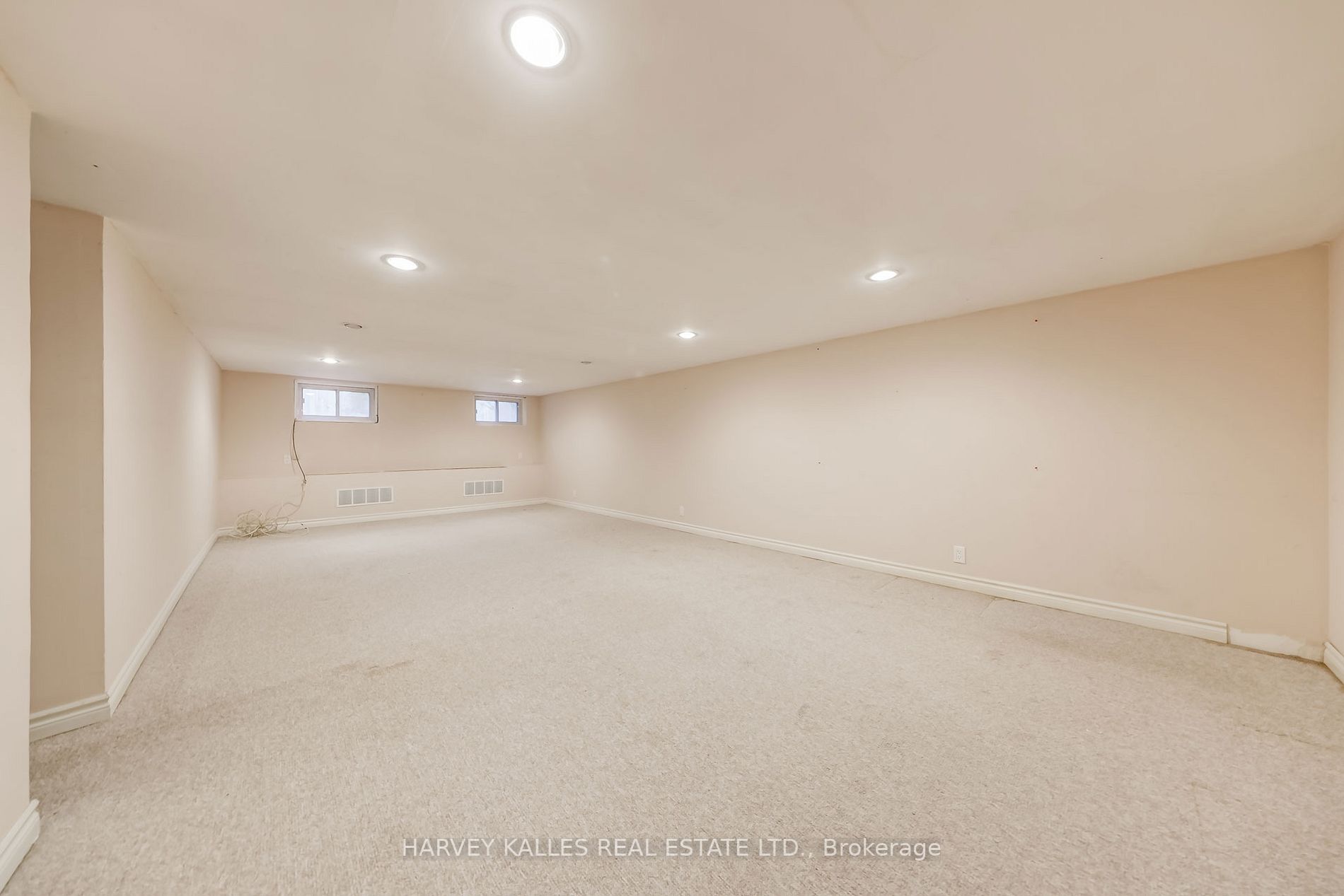 213 Rosemary Rd