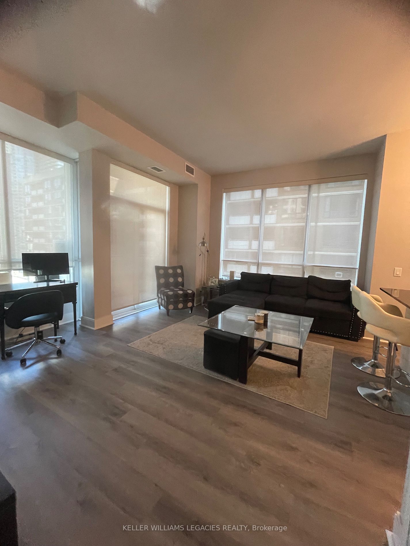 21 Balmuto St, #1202