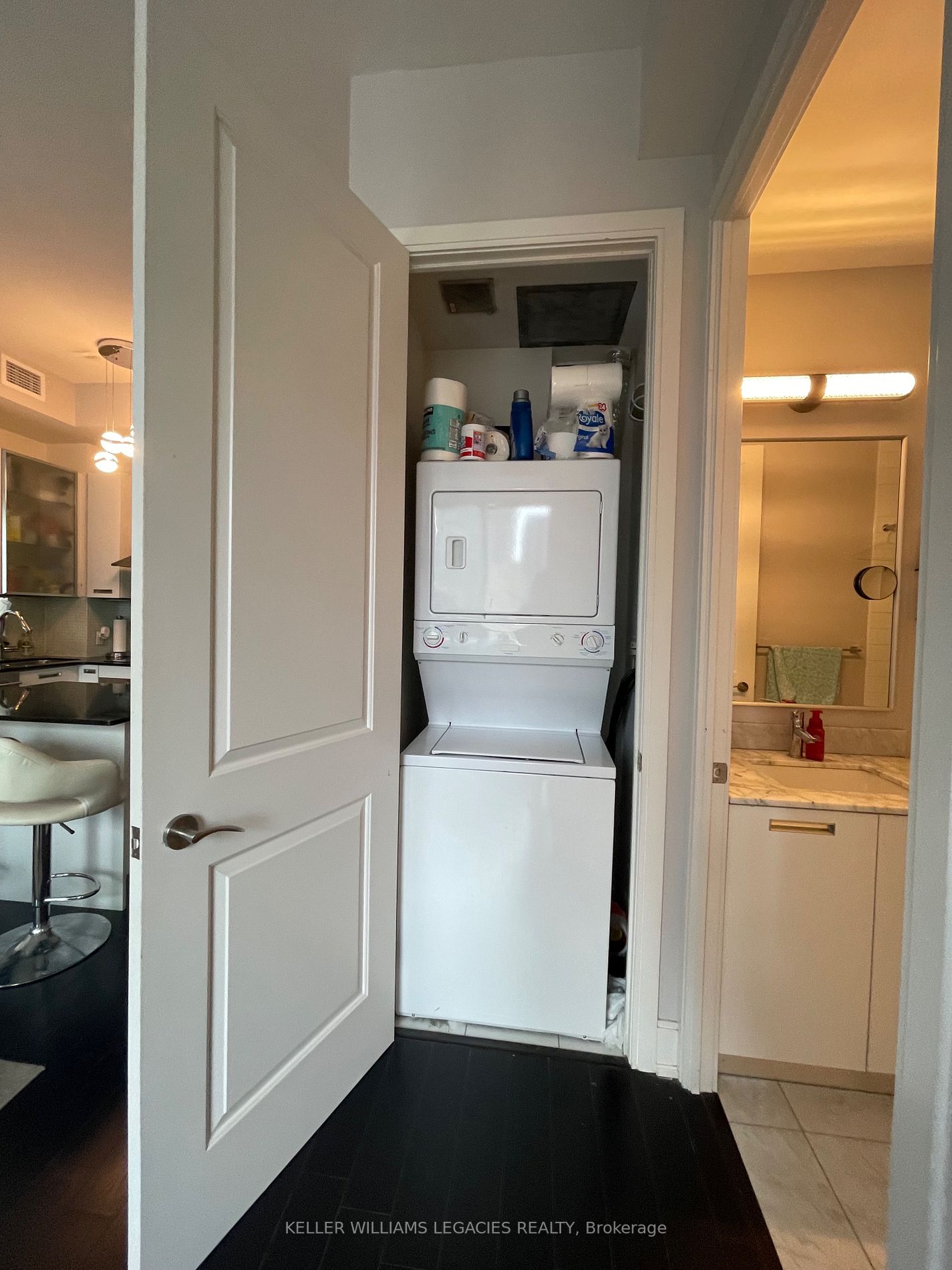 21 Balmuto St, #1202