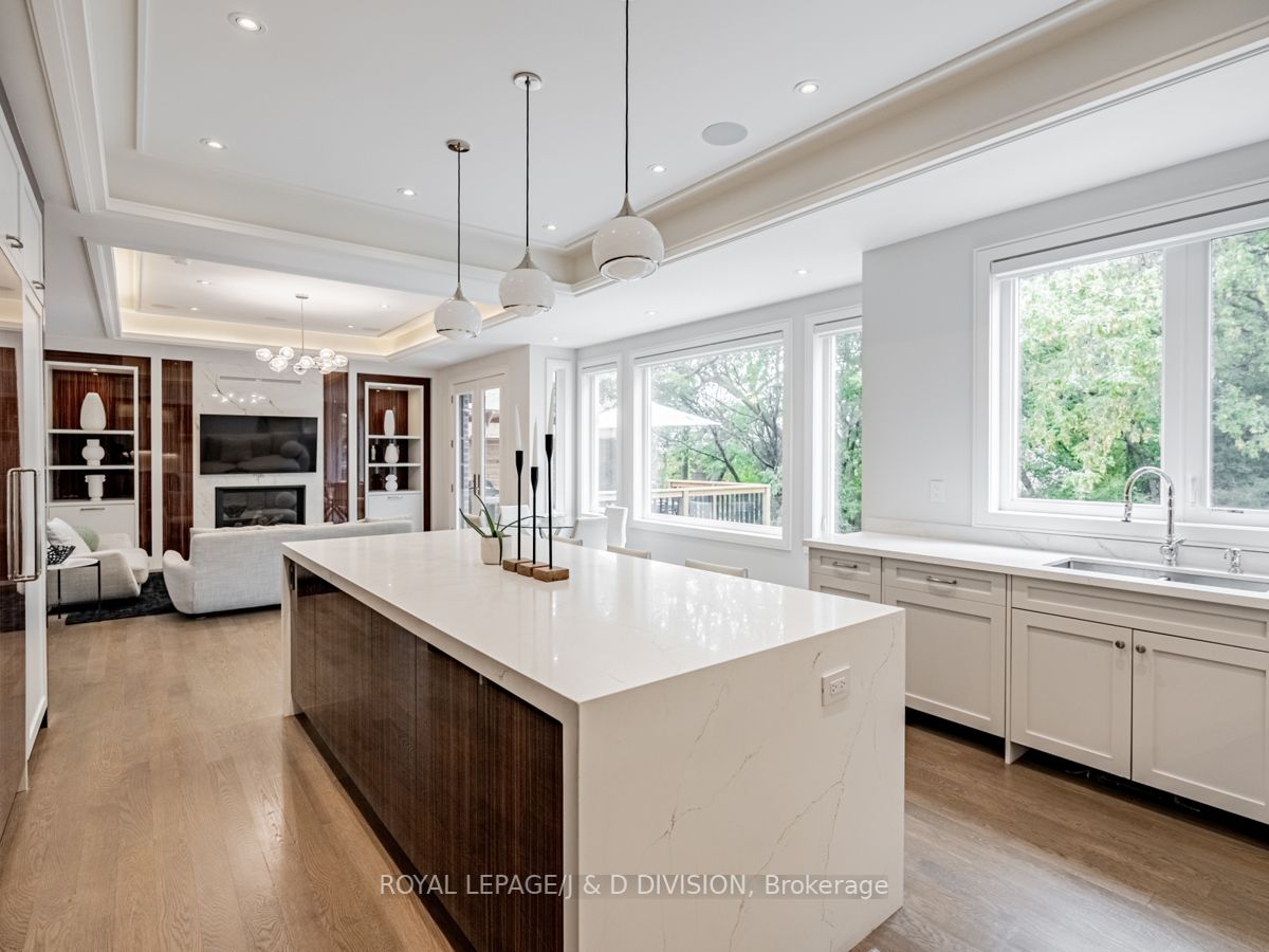90 Glen Rush Boulevard