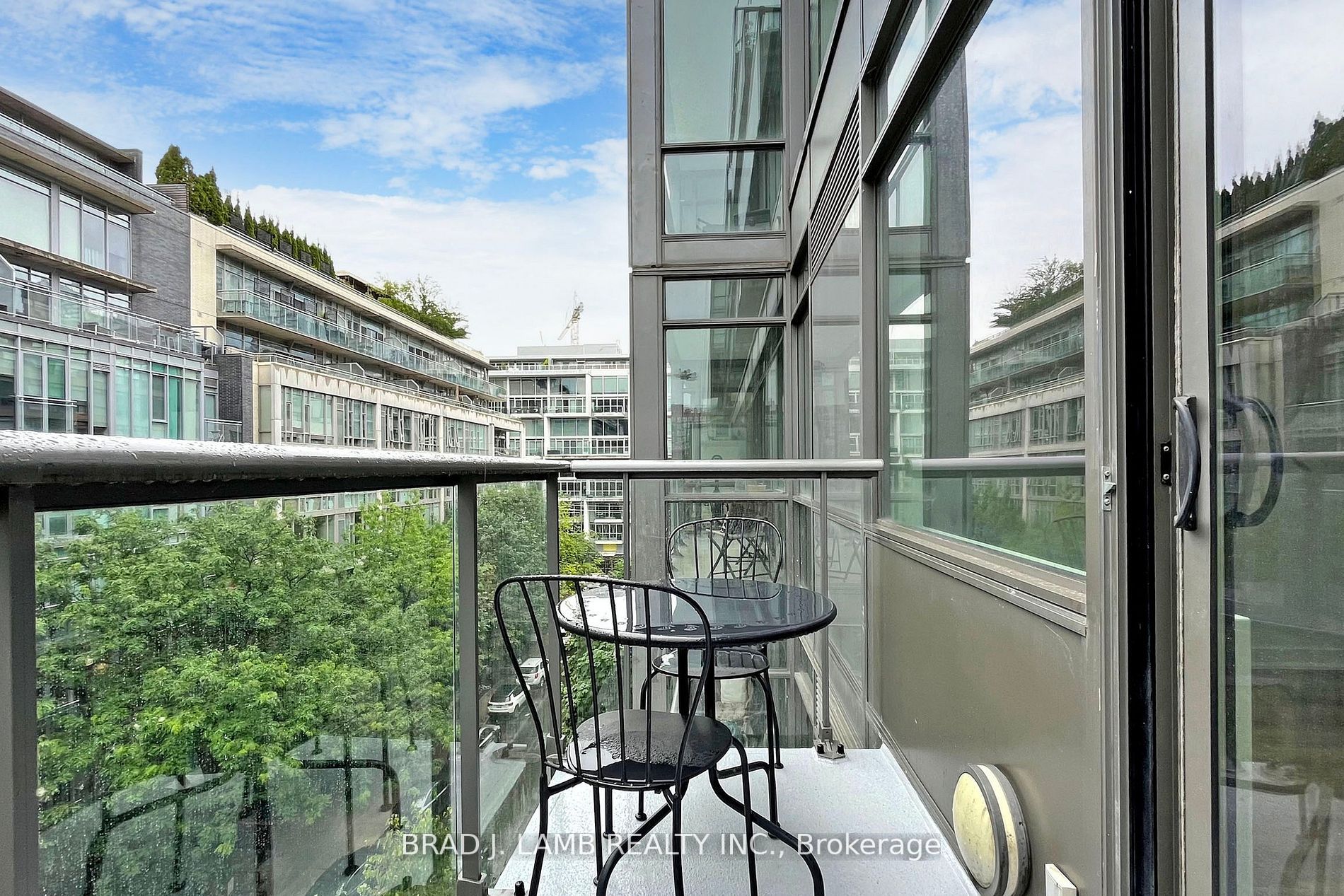 55 Stewart St, #518