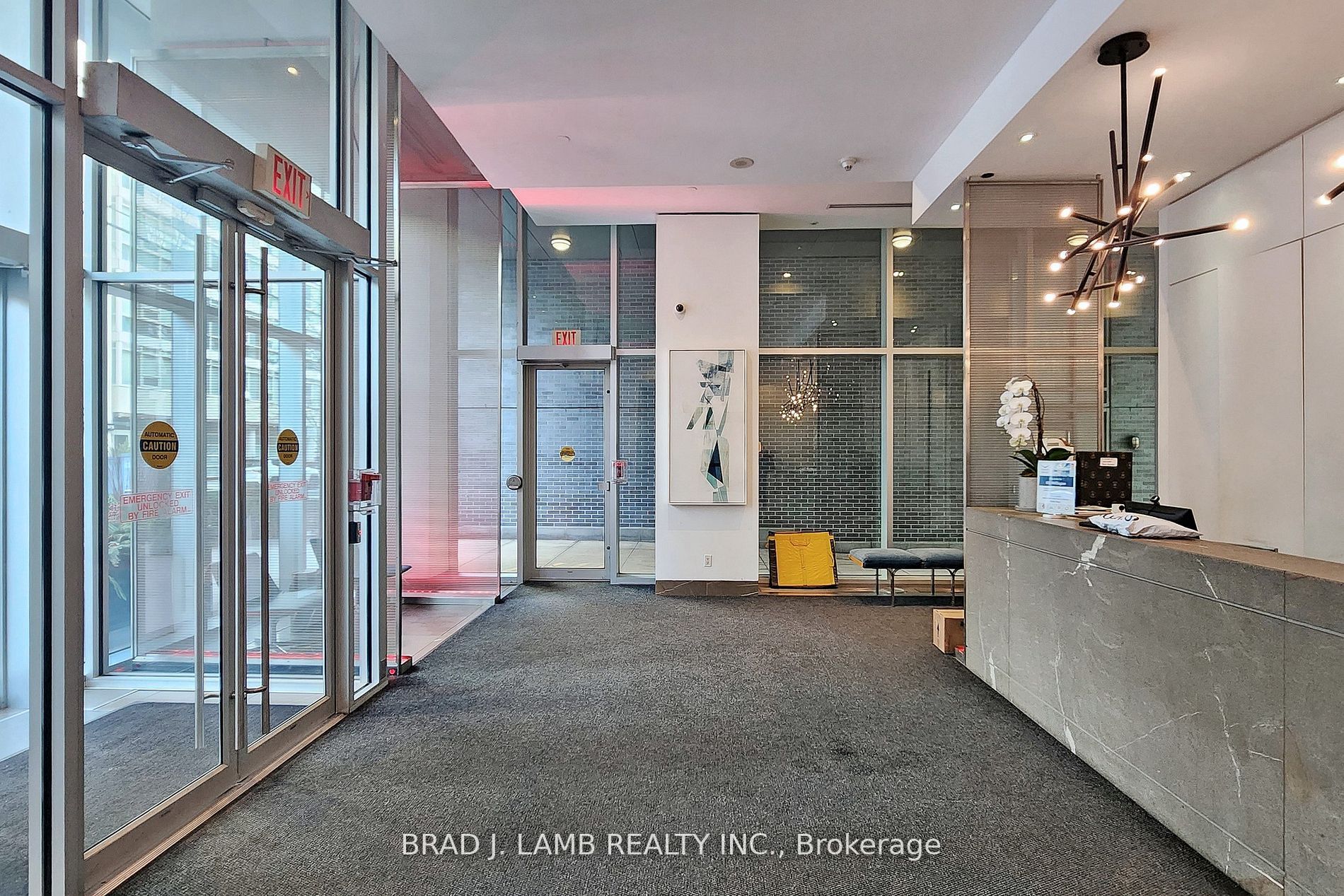 55 Stewart St, #518