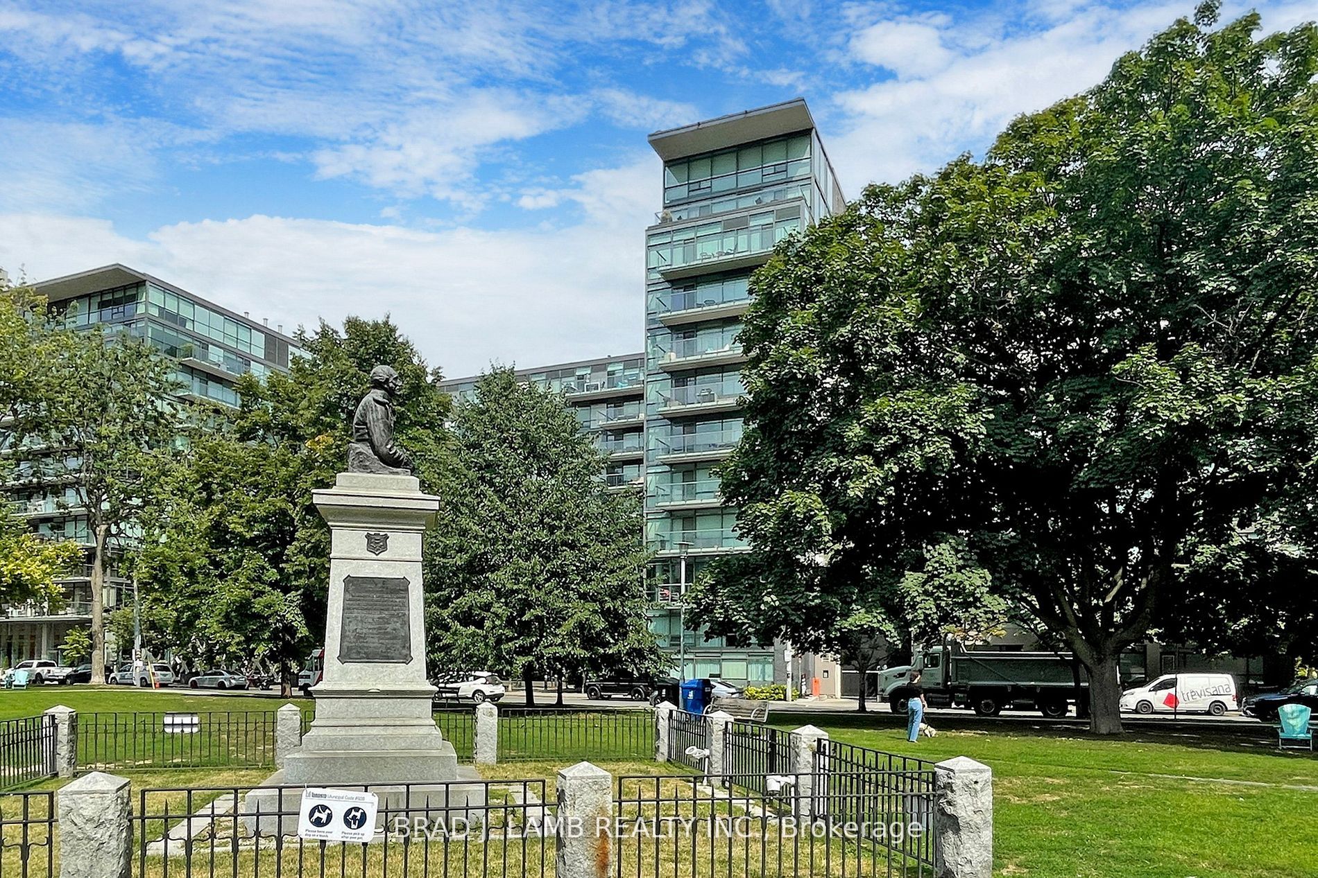 55 Stewart St, #518