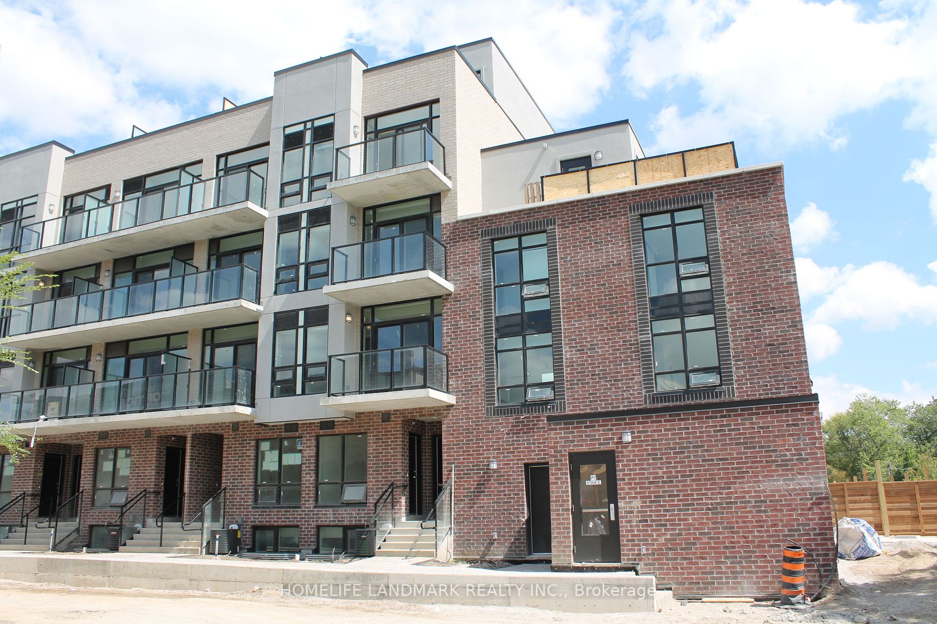 871 Sheppard Ave, #1