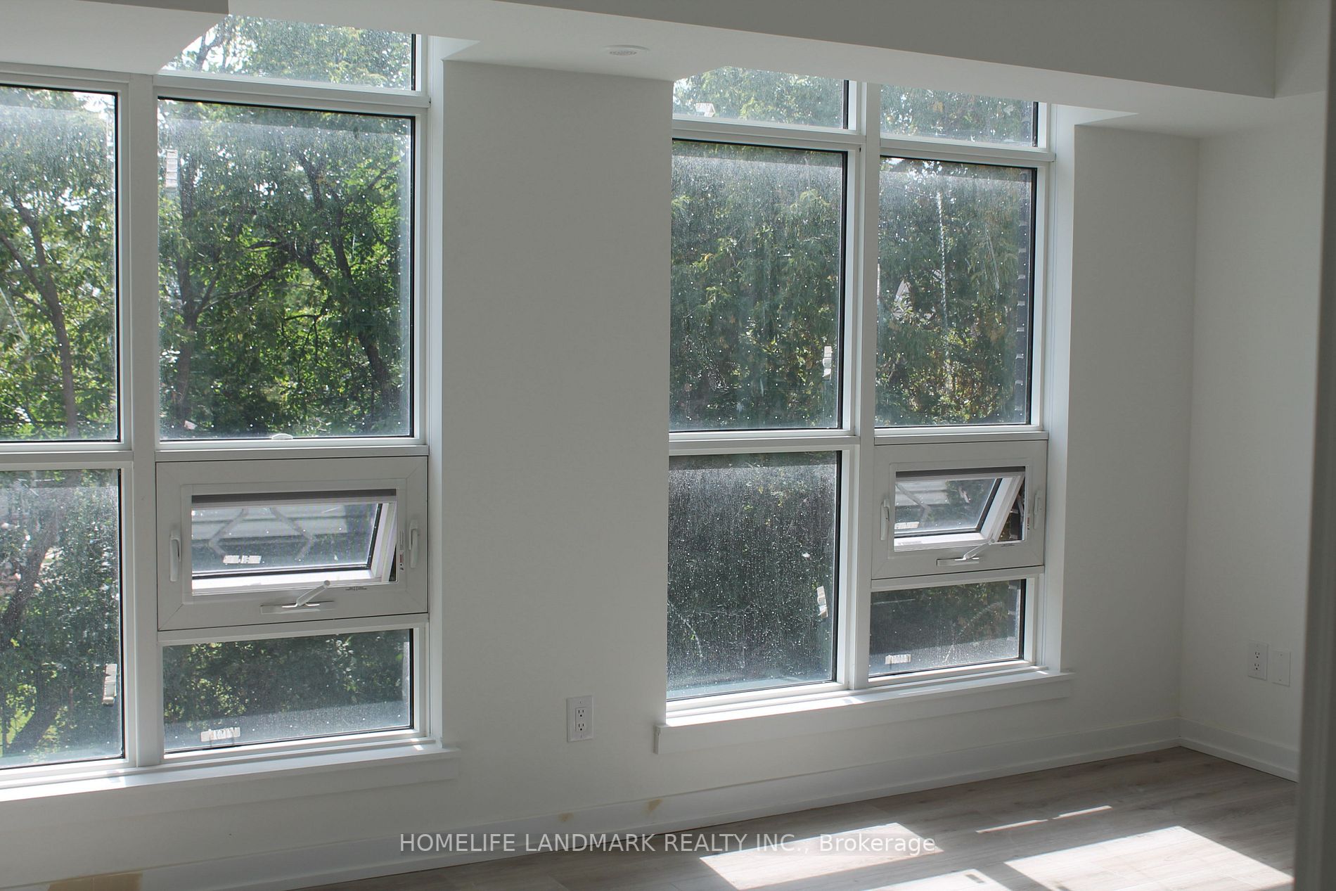 871 Sheppard Ave, #1