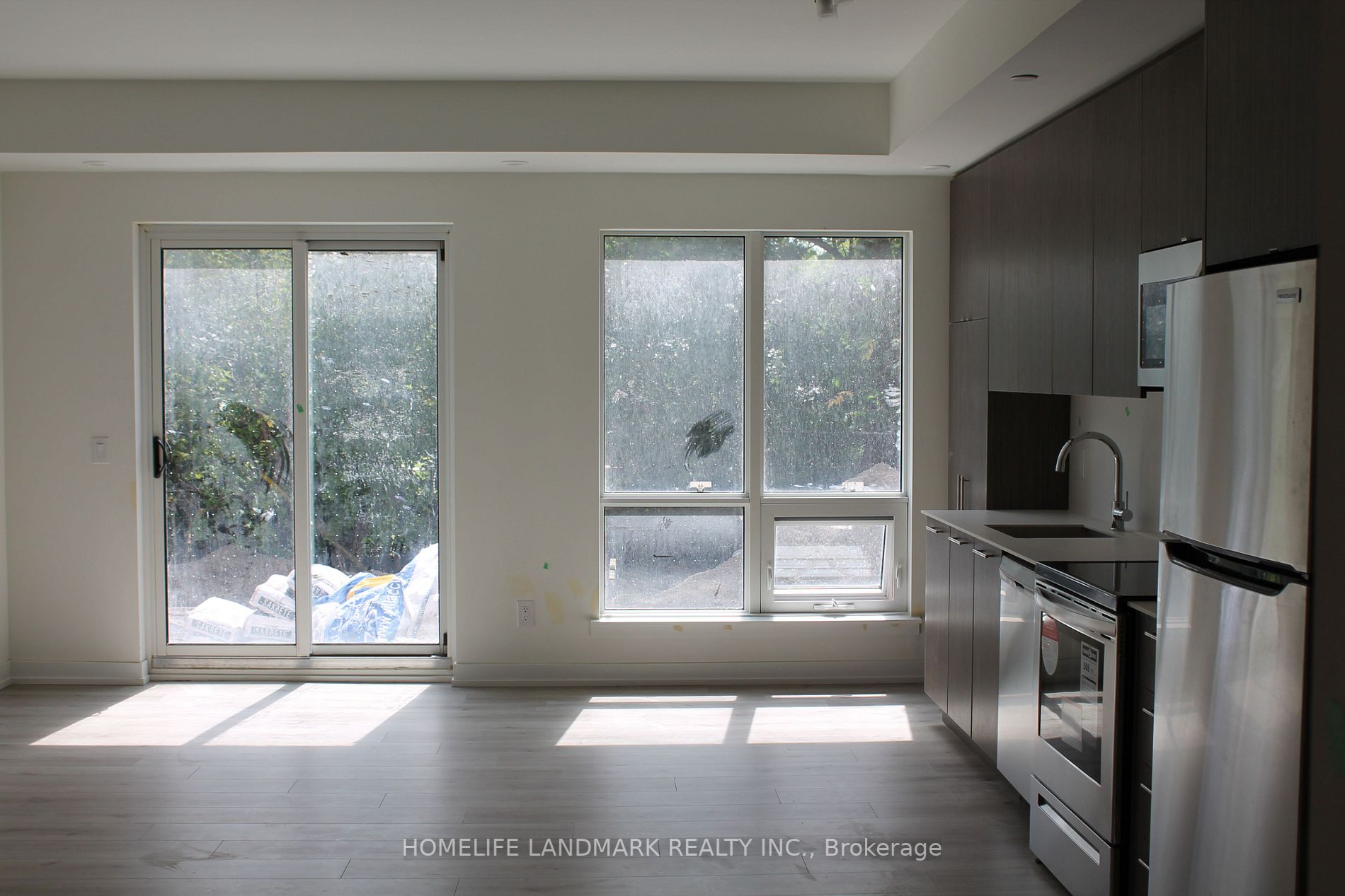 871 Sheppard Ave, #1