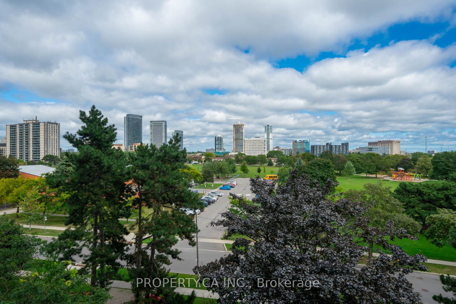 20 Forest Manor Rd, #605