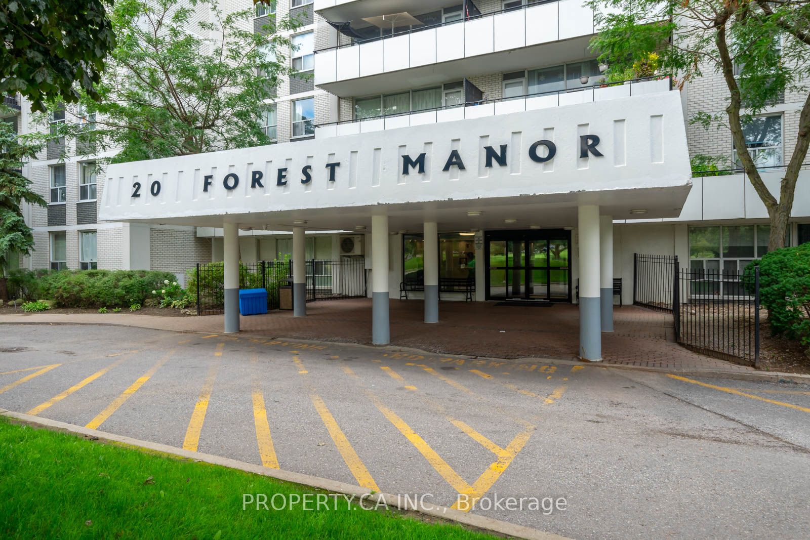 20 Forest Manor Rd, #605