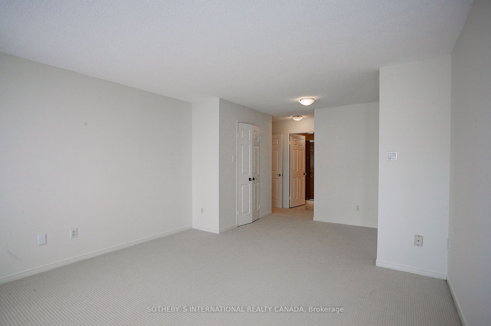 18 Lower Village Gate, #107