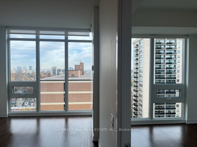 320 Tweedsmuir Ave, #1806