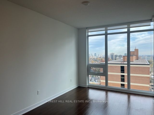 320 Tweedsmuir Ave, #1806