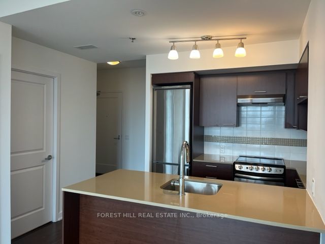 320 Tweedsmuir Ave, #1806