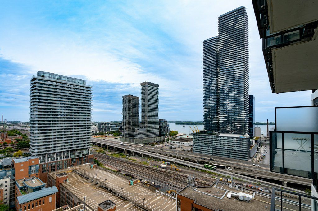 2A Church St, #2011