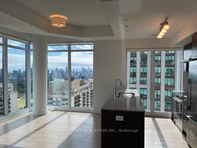 320 Tweedsmuir Ave, #2906