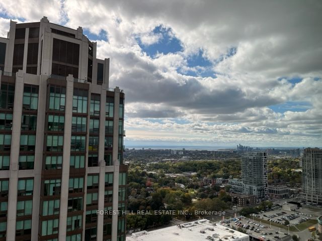 320 Tweedsmuir Ave, #2906
