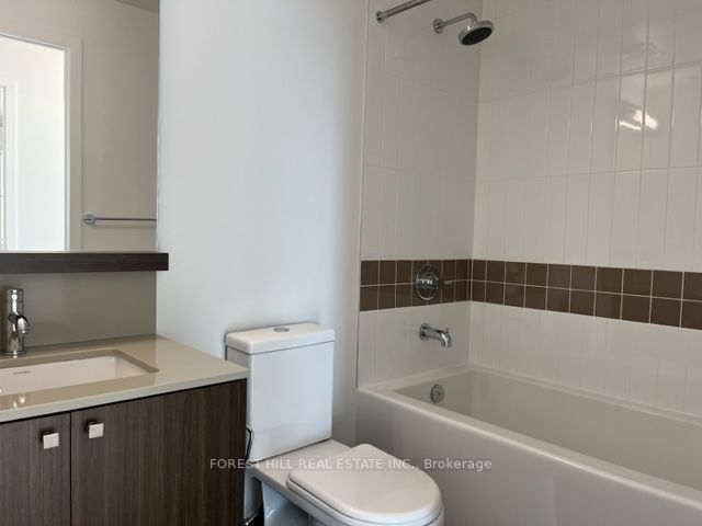 320 Tweedsmuir Ave, #2906