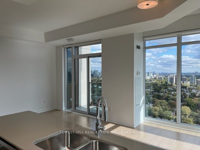 320 Tweedsmuir Ave, #2906