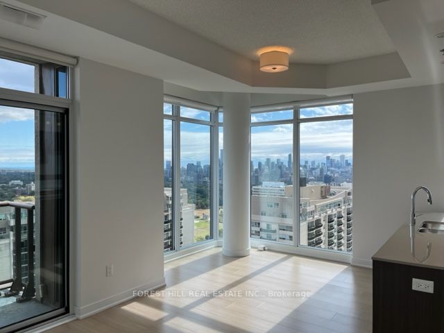 320 Tweedsmuir Ave, #2906