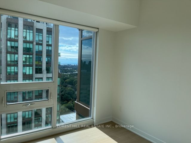 320 Tweedsmuir Ave, #2906