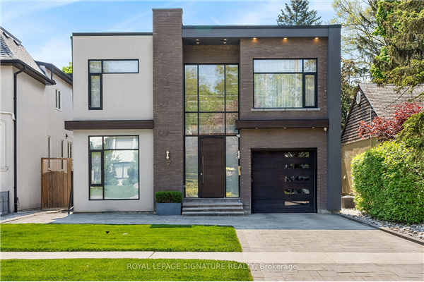 17 Nesbitt Dr, Toronto