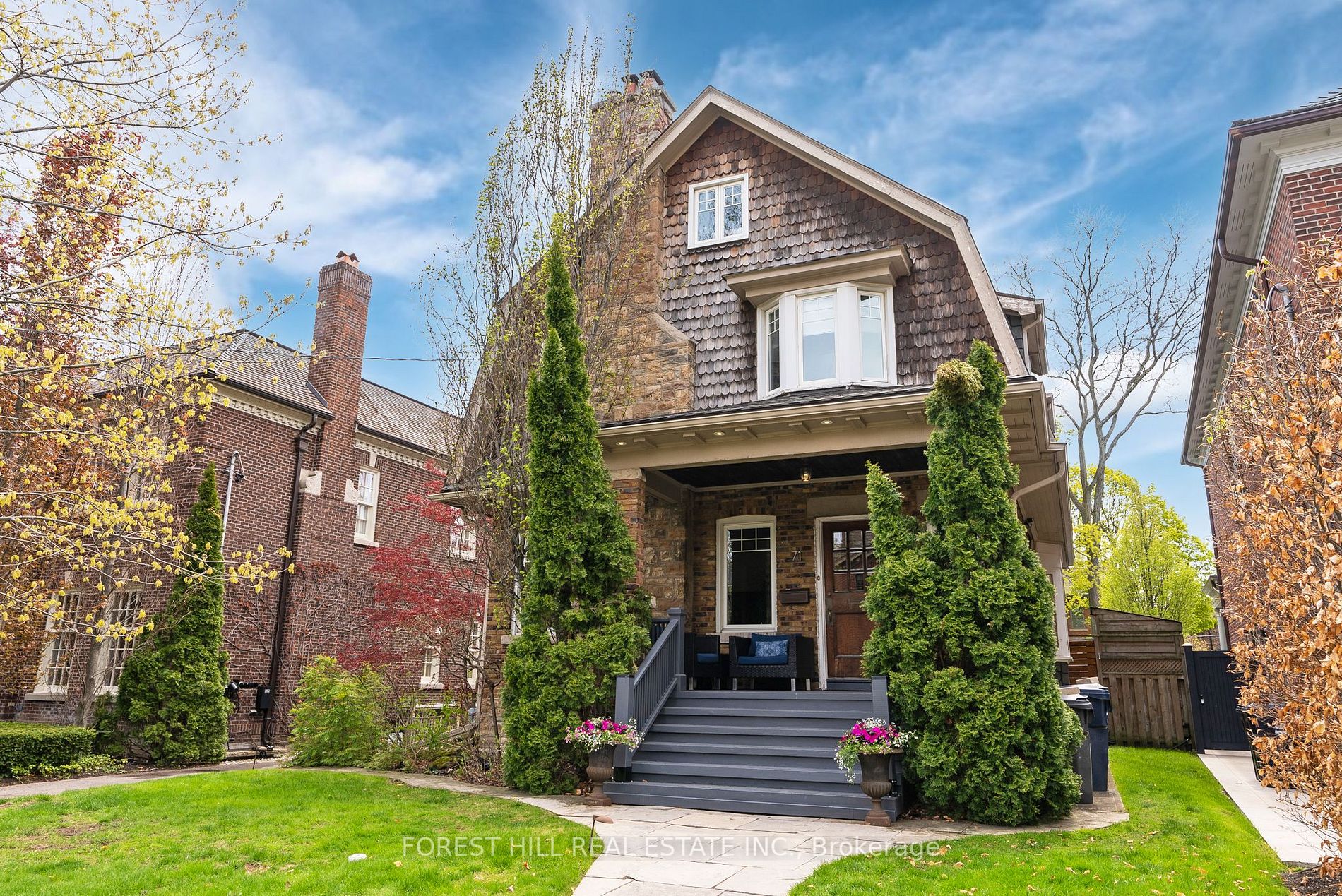 71 Alexandra Blvd