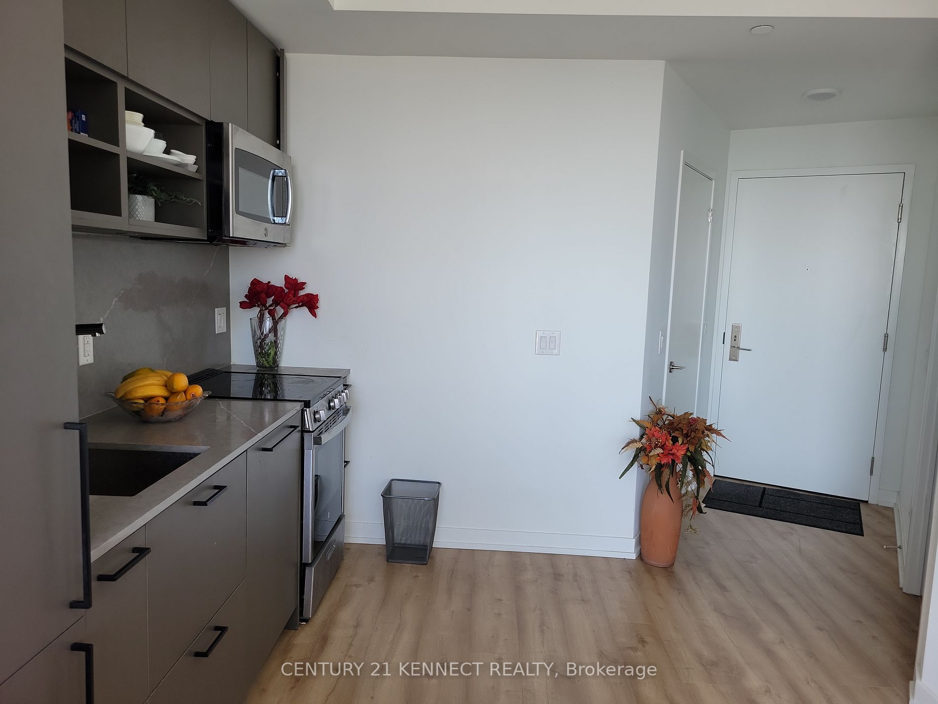 135 East Liberty St, #1312
