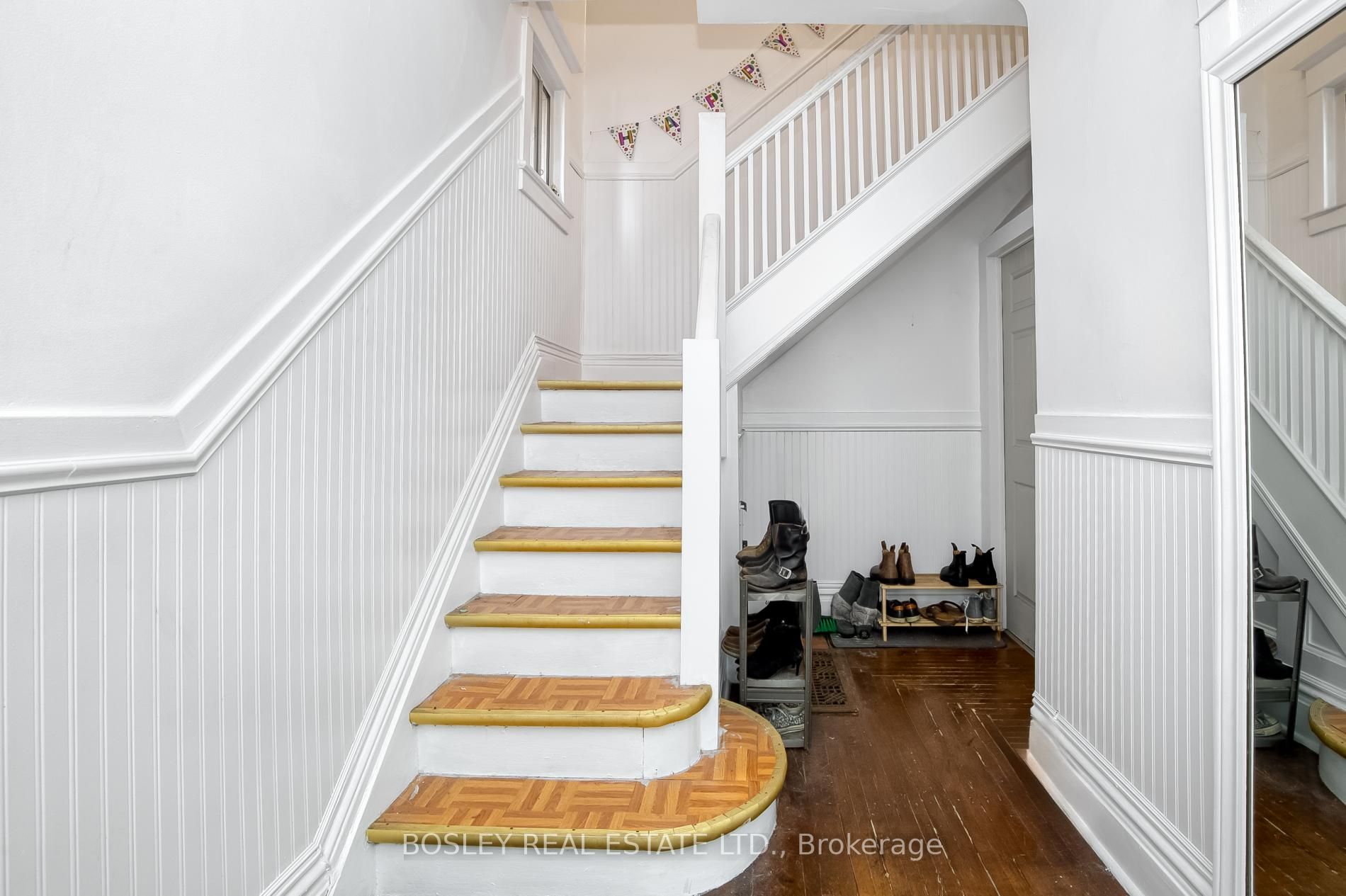 282 Ossington Ave