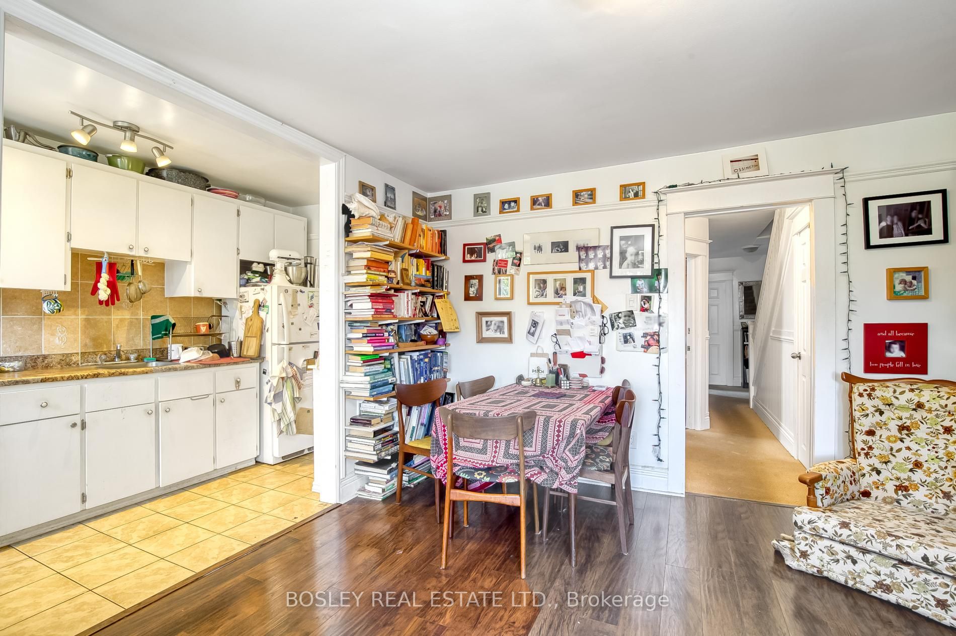 282 Ossington Ave