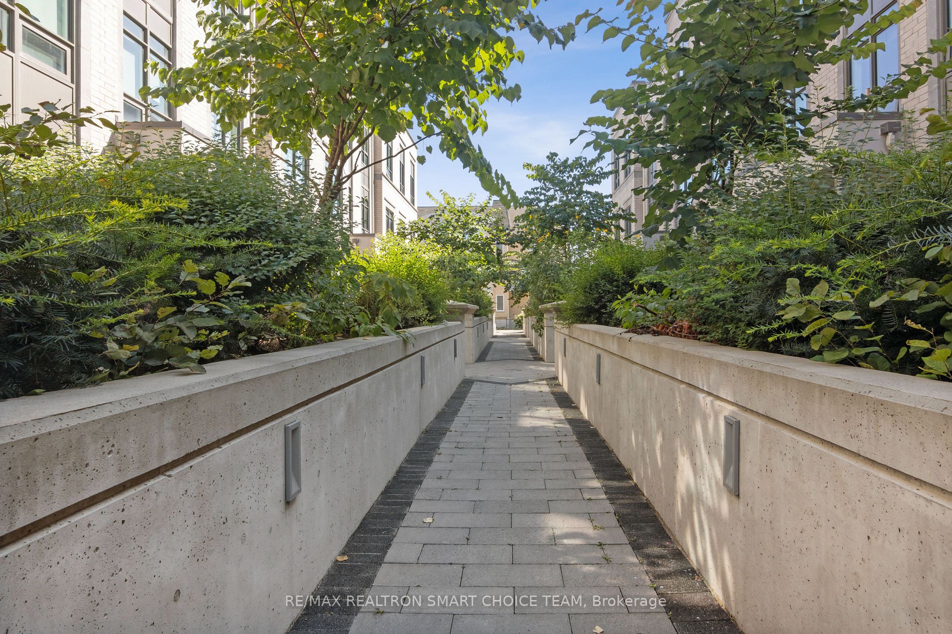 52 Holmes Ave, #3