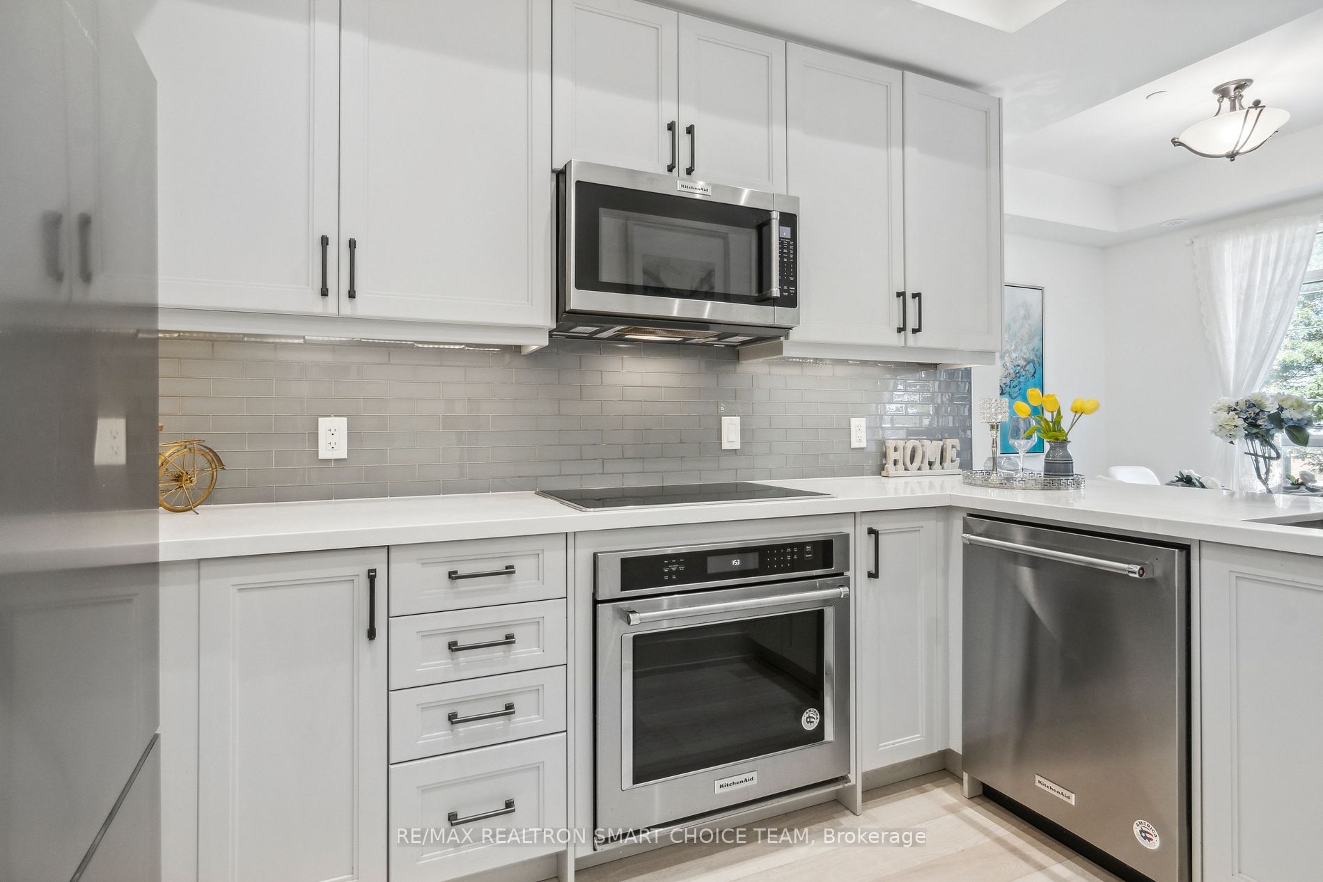 52 Holmes Ave, #3