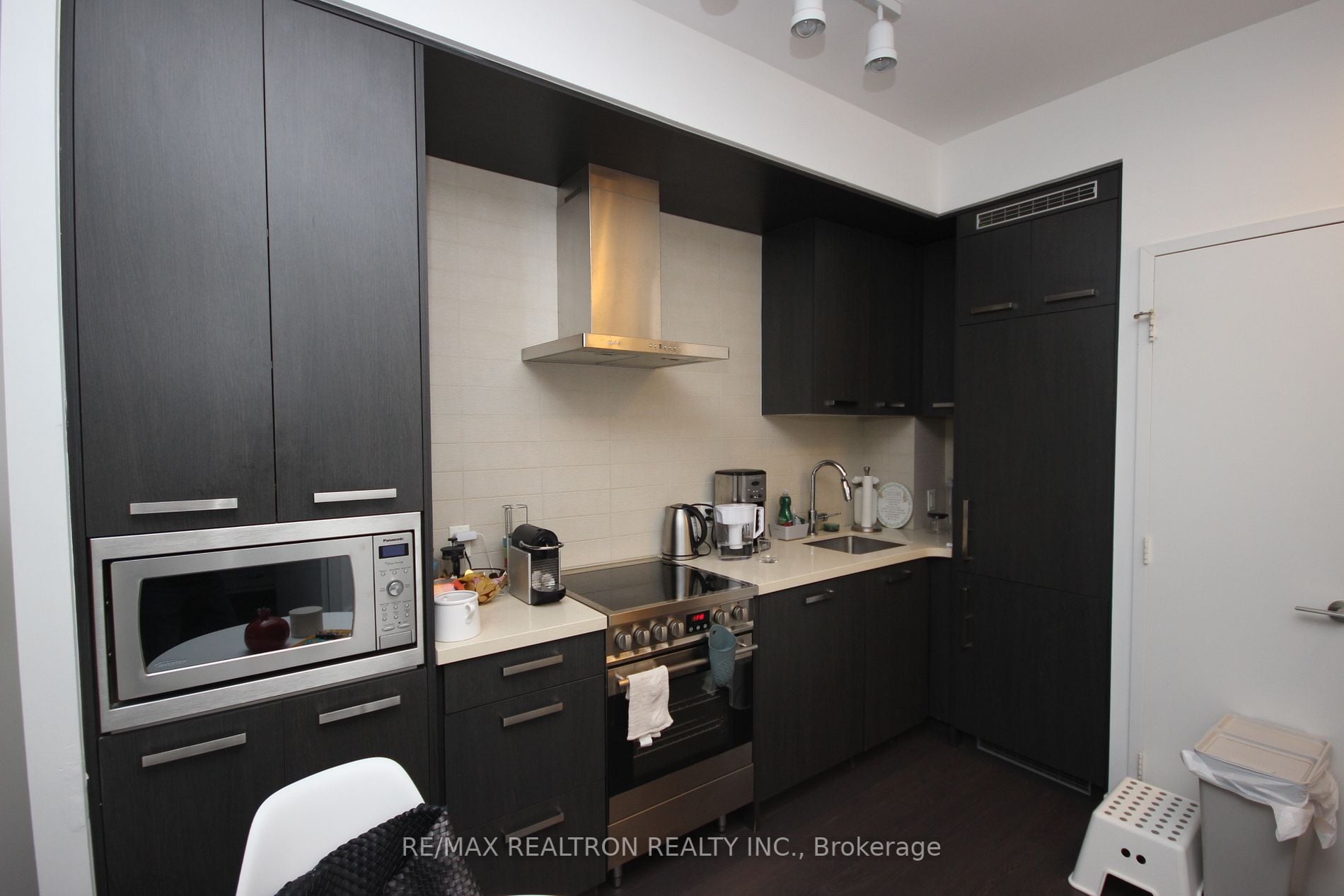 455 Front Street E #S301