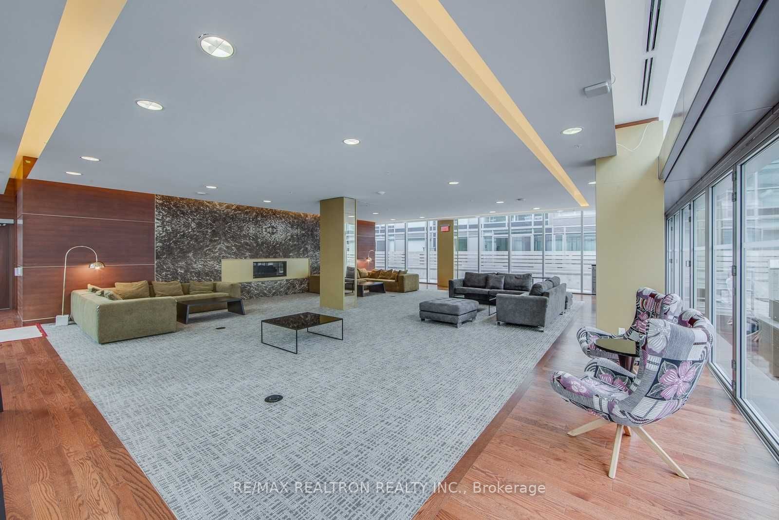 455 Front Street E #S301