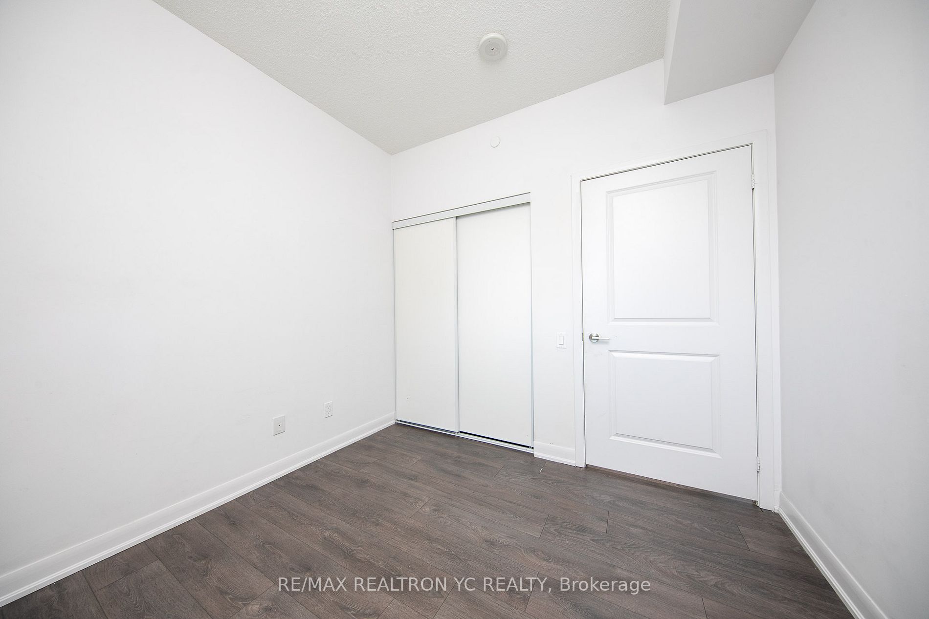 5168 Yonge St, #2912