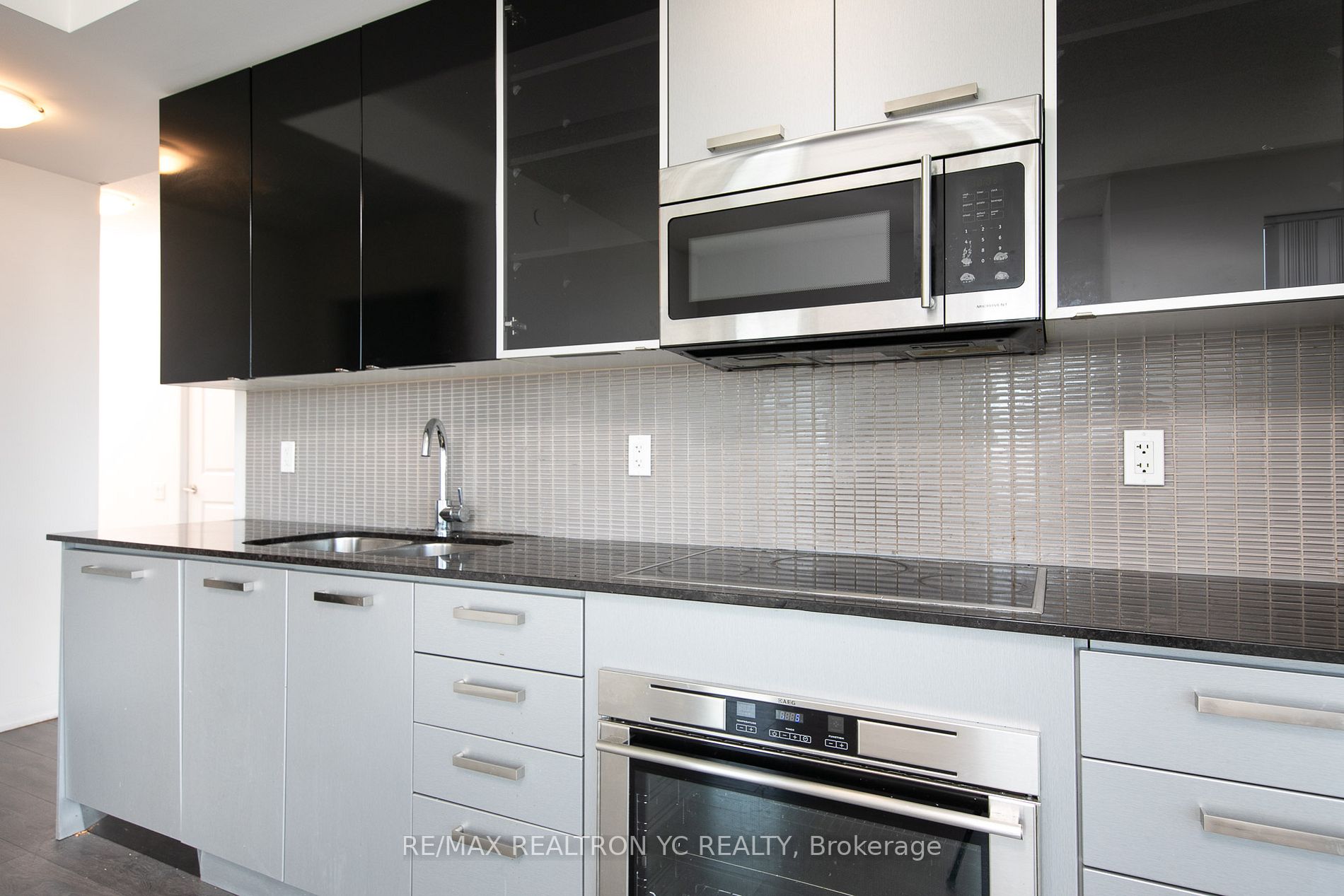 5168 Yonge St, #2912