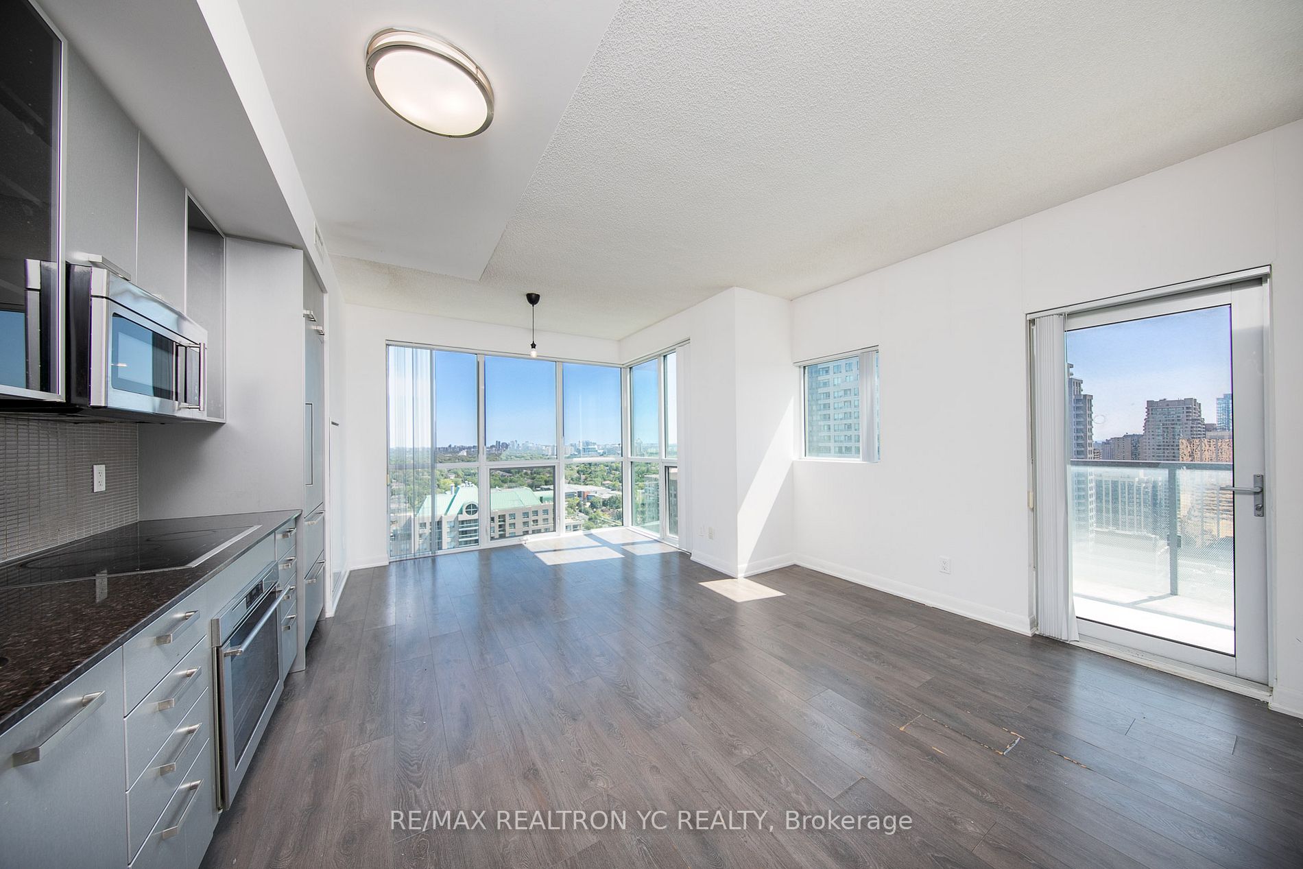 5168 Yonge St, #2912