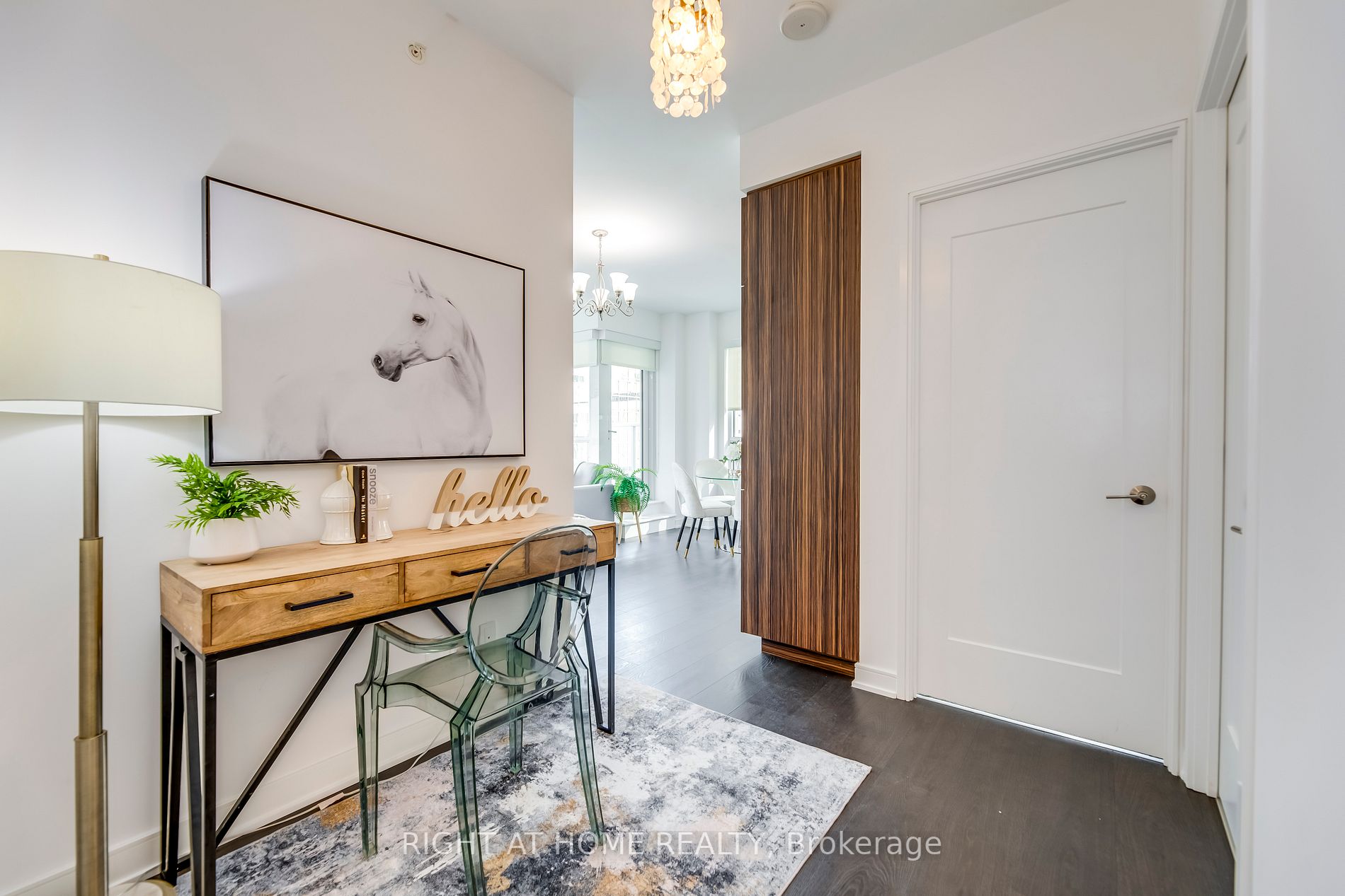88 Scott St, #811