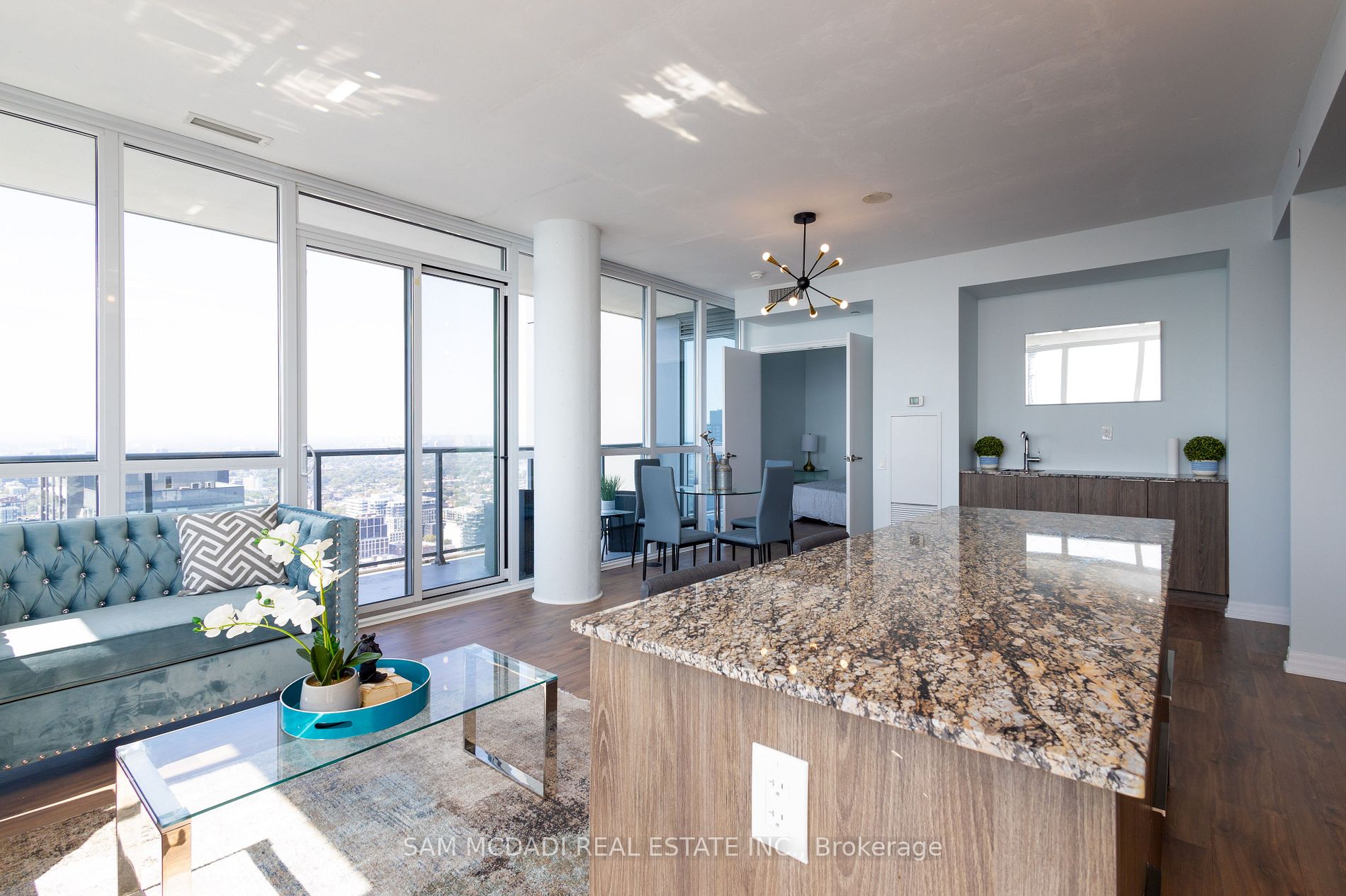 88 Blue Jays Way, #4105