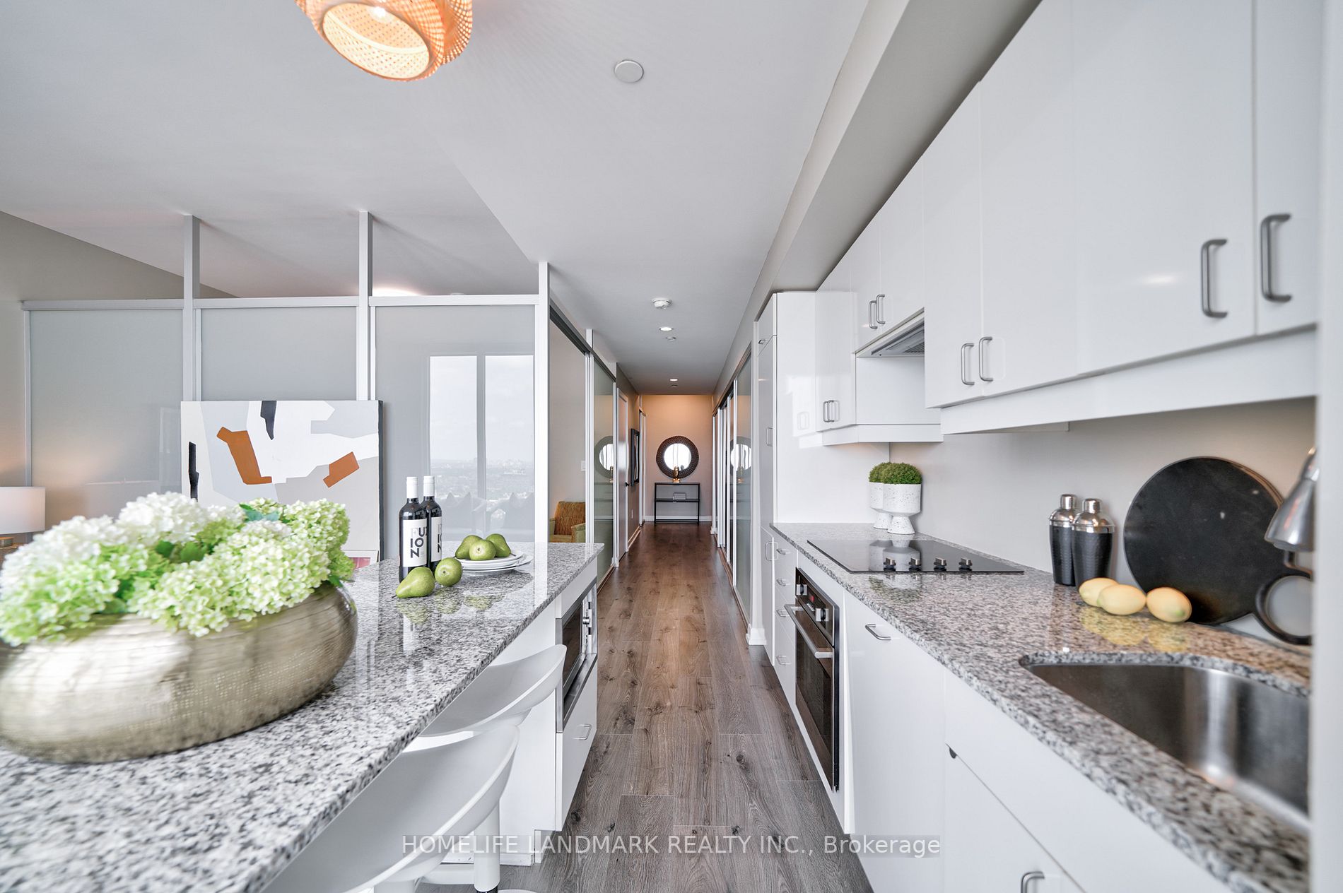 426 University Ave, #3201