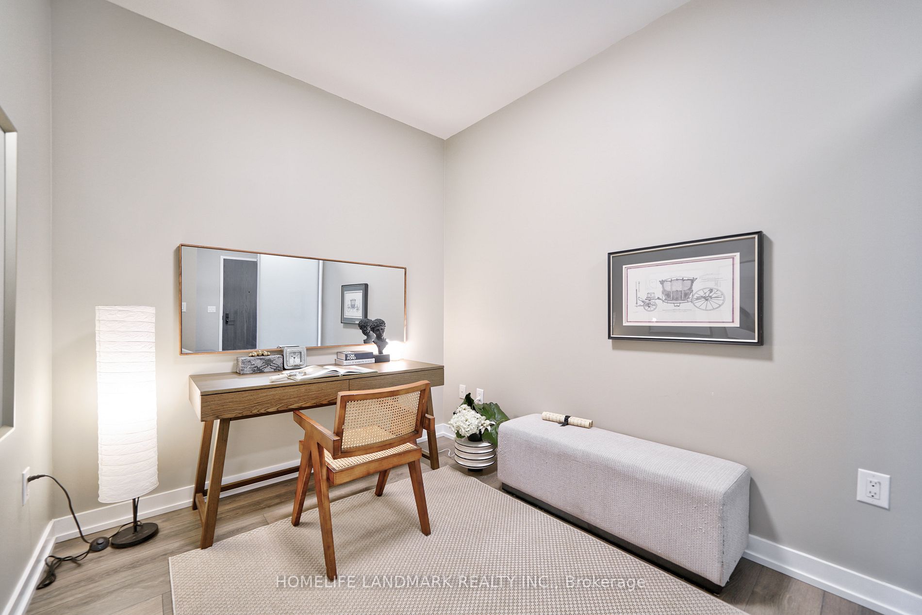 426 University Ave, #3201