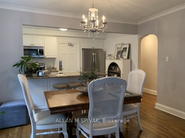 787 Spadina Rd, #N1
