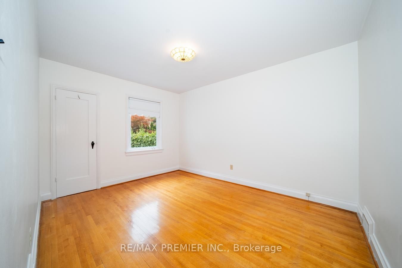 83 Randolph Rd
