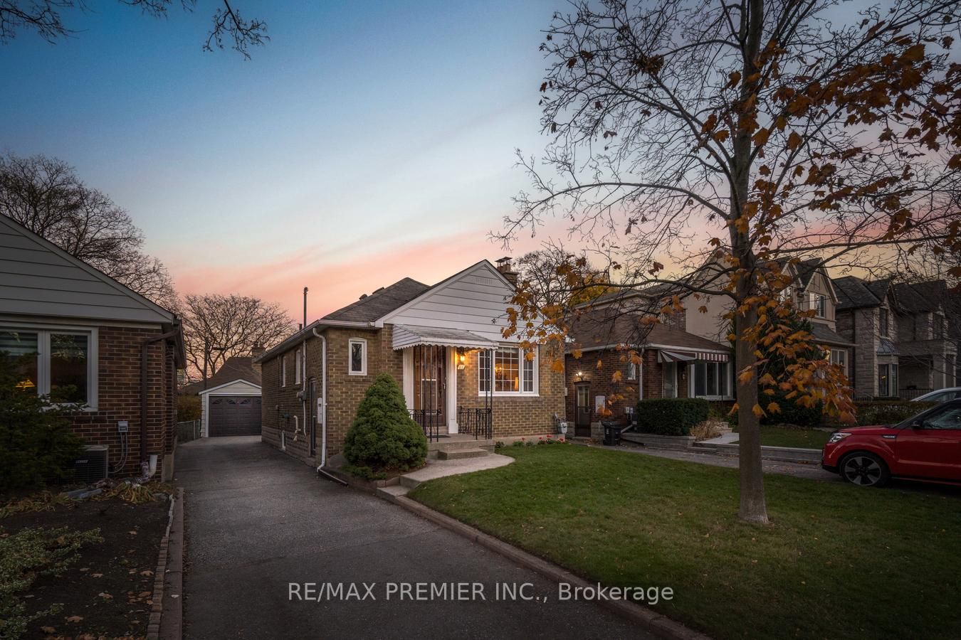 83 Randolph Rd