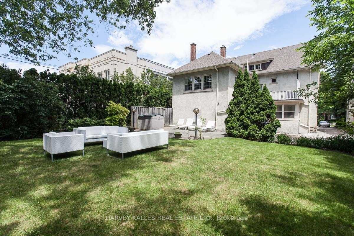 484 Russell Hill Rd